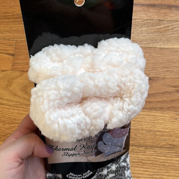 NEW- BUNDLE OF 3- Cozy Thermal Knit Slipper Socks - Picture 5 of 9